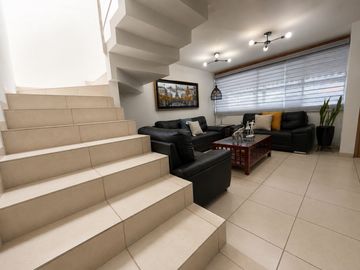Casa remodelada en venta en Yalta Campestre | 3 recámaras | Estudio | Norte de Aguascalientes