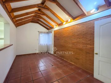 Excelente oportunidad bajo precio 4D 2B 1E