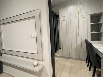 1-BR Condo at Life One Wireless near BTS Phloen Chit