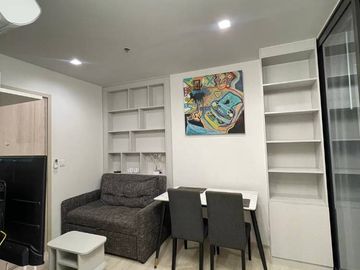 1-BR Condo at Life One Wireless near BTS Phloen Chit