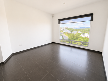 CASA EN  VENTA EN REAL DE JURIQUILLA QUERETARO