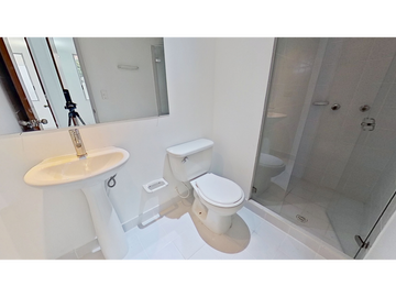 Villa Santorini-Britalia, Suba