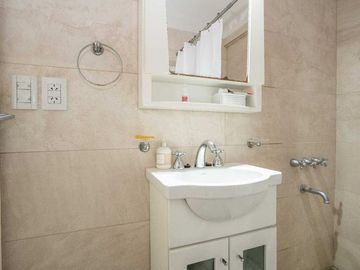 VENTA DEPARTAMENTO TRES AMBIENTES EN FLORESTA