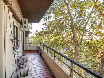 VENTA DEPARTAMENTO TRES AMBIENTES EN FLORESTA