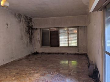 CASA 2 PLANTAS, JARDIN , PATIO Y GARAGE 5 AMB.