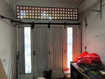 CASA 2 PLANTAS, JARDIN , PATIO Y GARAGE 5 AMB.