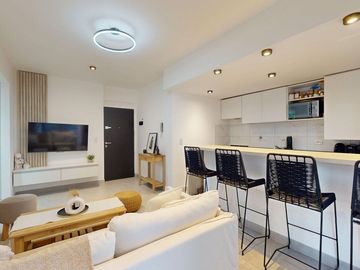 Departamento en VENTA 2 Amb CASEROS COCHERA