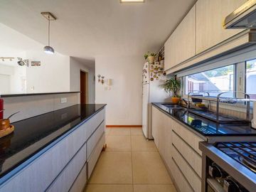 VENTA DEPARTAMENTO DUPLEX PREMIUM COCHERA ARROYITO
