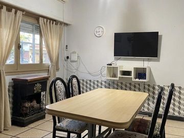 Venta Flores Dto 4 amb con balcon-Apto credito