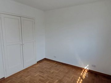 VENTA CASA 4 AMBIENTES PILETA COCHERA PADUA CENTRO
