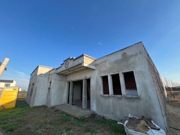 CASA 4 AMB SAN SEBASTIÁN AREA 1 LOTE CENTRAL LLAVE