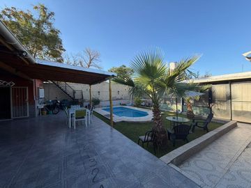 VENTA CASA+DPTO+PILETA CALLE SAN MARTIN LAS HERAS