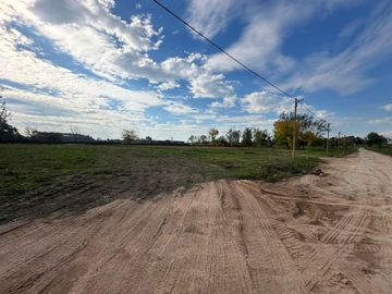 LOTES EN PILAR CON FINANCIACION - RP 25