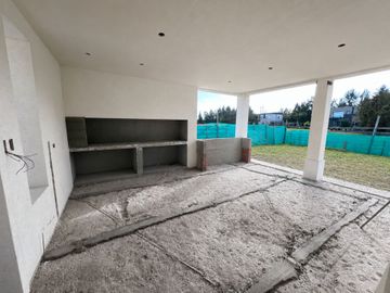 CASA 6 AMBIENTES BARRIO EL PRINCIPADO