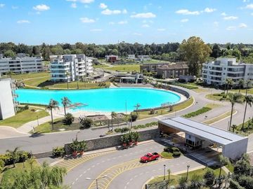 MONOAMBIENTE LAGOON PILAR CON PARRILLA Y COCHERA