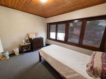 VENTA CASA 6 AMB PILETA QUINCHO FLORIDA OESTE