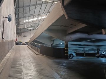 VENTA COCHERA CUBIERTA SEGURIDAD 24H ALMAGRO BOEDO