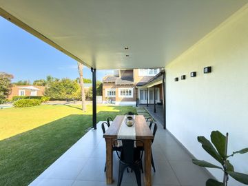 Casa en venta en Coronel Brandsen