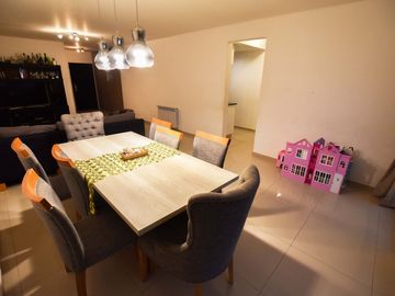 VENTA DEPARTAMENTO 3 DORMITORIOS COCHERA CENTRO