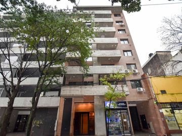 VENTA DEPARTAMENTO 3 DORMITORIOS COCHERA CENTRO