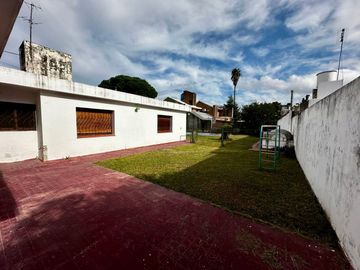 VENTA CASA CENTERARIO 4 DORMI ESCRI PILETA A REFAC