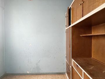 VENTA DPTO 4 AMB  CON TOILETTE Y BALCÓN EN FLORES