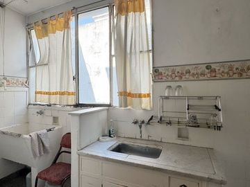 VENTA DPTO 4 AMB  CON TOILETTE Y BALCÓN EN FLORES