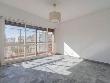 VENTA DEPTO 3 AMBIENTES CON BAULERA CABALLITO
