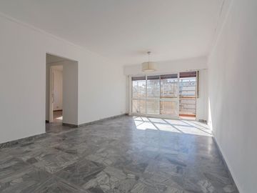 VENTA DEPTO 3 AMBIENTES CON BAULERA CABALLITO