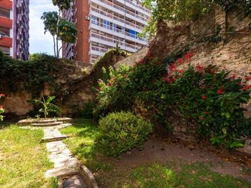 VENTA DEPARTAMENTO  3 AMB CON PATIO RECOLETA
