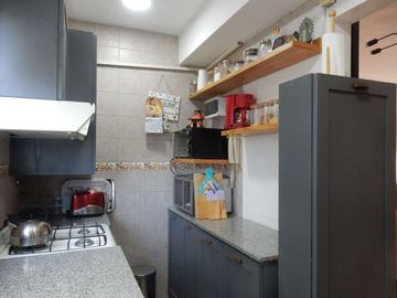 SEMIPISO REFACCIONADO US 130.000, 3 AMB. CABALLITO