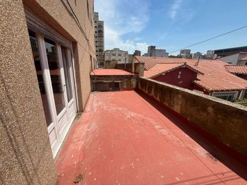 VENTA DPTO 5 AMBIENTES MIRAMAR