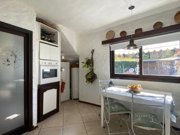 VENTA CASA 4 AMB. Y DEPTO 2 AMB RES. FOR. MONTEMAR