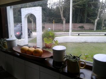 VENTA CASA 4 AMB. Y DEPTO 2 AMB RES. FOR. MONTEMAR
