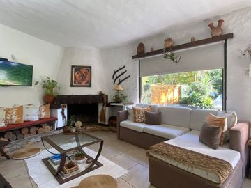 VENTA CASA 4 AMB. Y DEPTO 2 AMB RES. FOR. MONTEMAR