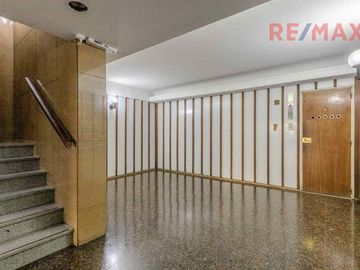 Venta Semi Piso Caballito Piso 12 Cochera Baulera