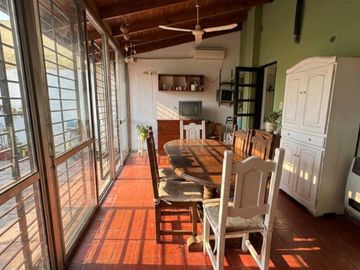 DEPARTAMENTO DE DOS DORMITORIOS, QUINCHO Y TERRAZA