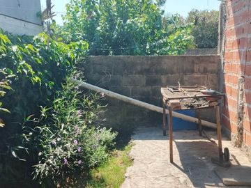 Casa 3 dormitorios en venta Los Hornos