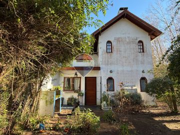 VENTA CASA CINCO AMBIENTES EN MAR AZUL