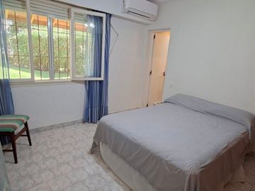 Casa a la venta en Pinamar zona iglesia