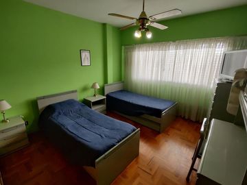 VENTA CASA 5 AMBIENTES QUINCHO COCHERA 2 AUTOS