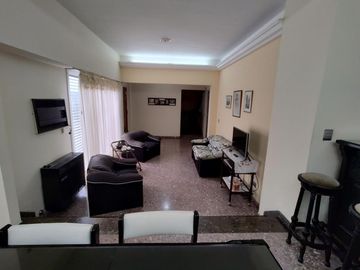 VENTA CASA 5 AMBIENTES QUINCHO COCHERA 2 AUTOS