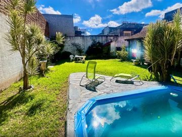 PH 4 ambientes venta Mataderos con jardin y pileta