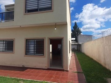 CASA VENTA GENERAL RODRIGUEZ 4 DOR. PILETA QUINCHO