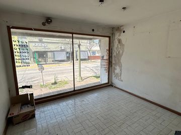VENTA LOCAL y DEPARTAMENTO EN SAN CARLOS CENTRO