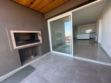 Departamento 2 Dormitorios NOBU HOUSSING c/Cochera