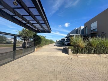 Departamento 2 Dormitorios NOBU HOUSSING c/Cochera