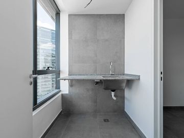 VENTA DEPARTAMENTO NUÑEZ CUATRO AMBIENTES EN TORRE