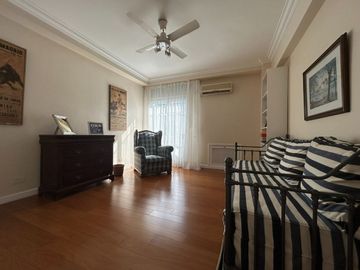 VENTA DEPARTAMENTO 5 AMBIENTES RECOLETA COCHERA