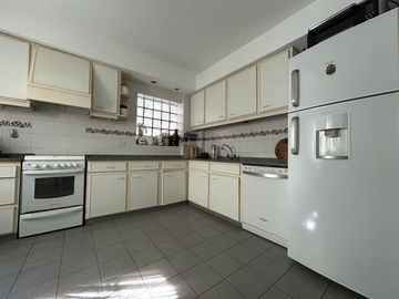 VENTA DEPARTAMENTO 5 AMBIENTES RECOLETA COCHERA